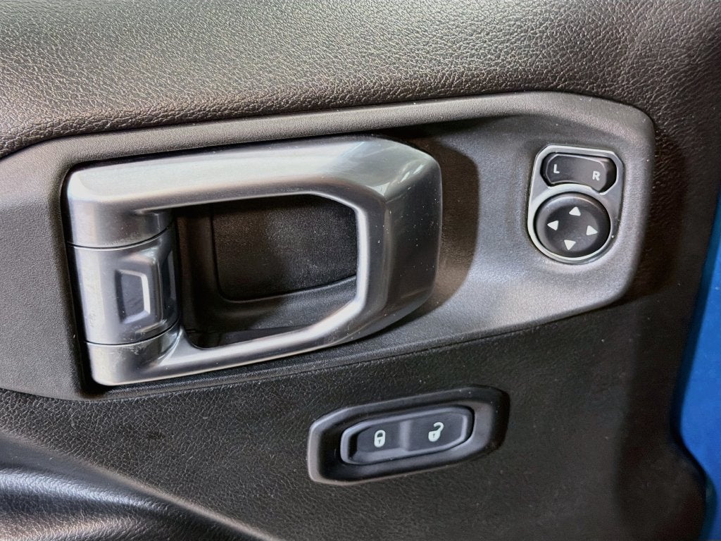 2024 Jeep Wrangler Willys 4xe