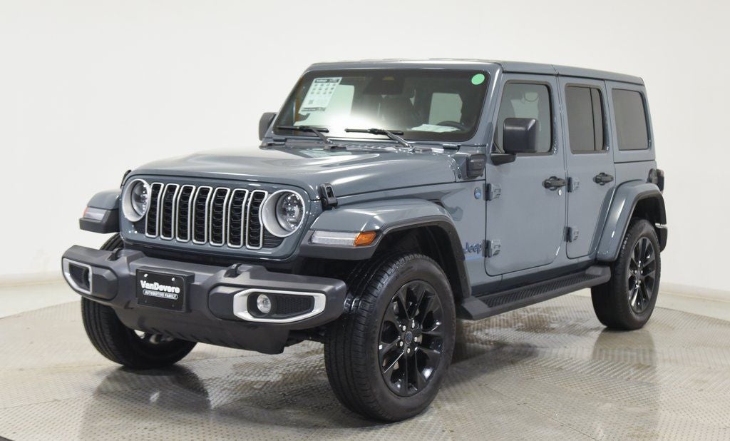 2025 Jeep Wrangler Sahara 4xe