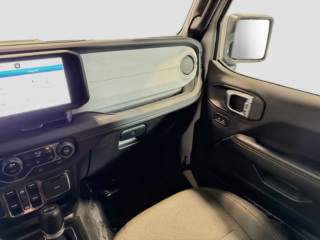 2024 Jeep Wrangler Sahara 4xe