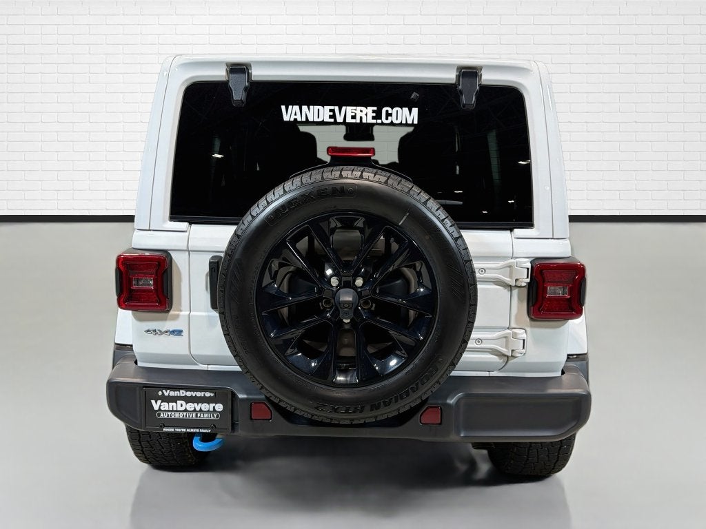 2024 Jeep Wrangler Sahara 4xe
