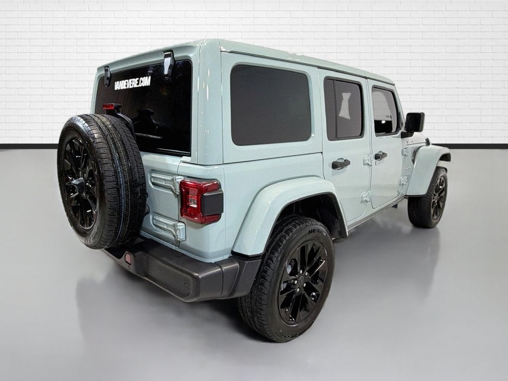 2024 Jeep Wrangler Sahara 4xe