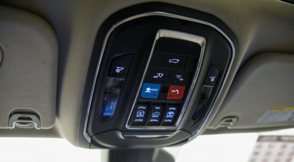 2024 Jeep Wagoneer Base