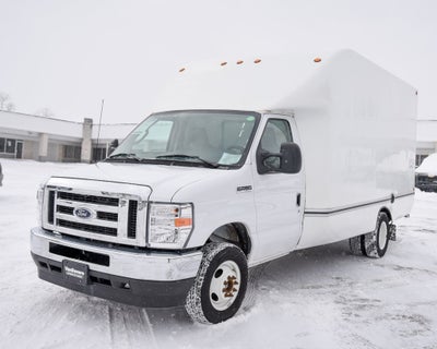2024 Ford E-450SD Base