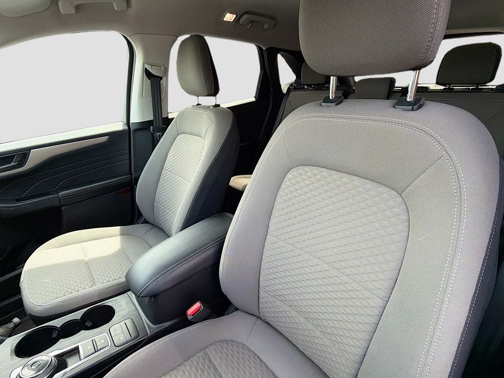 2022 Ford Escape Hybrid SE