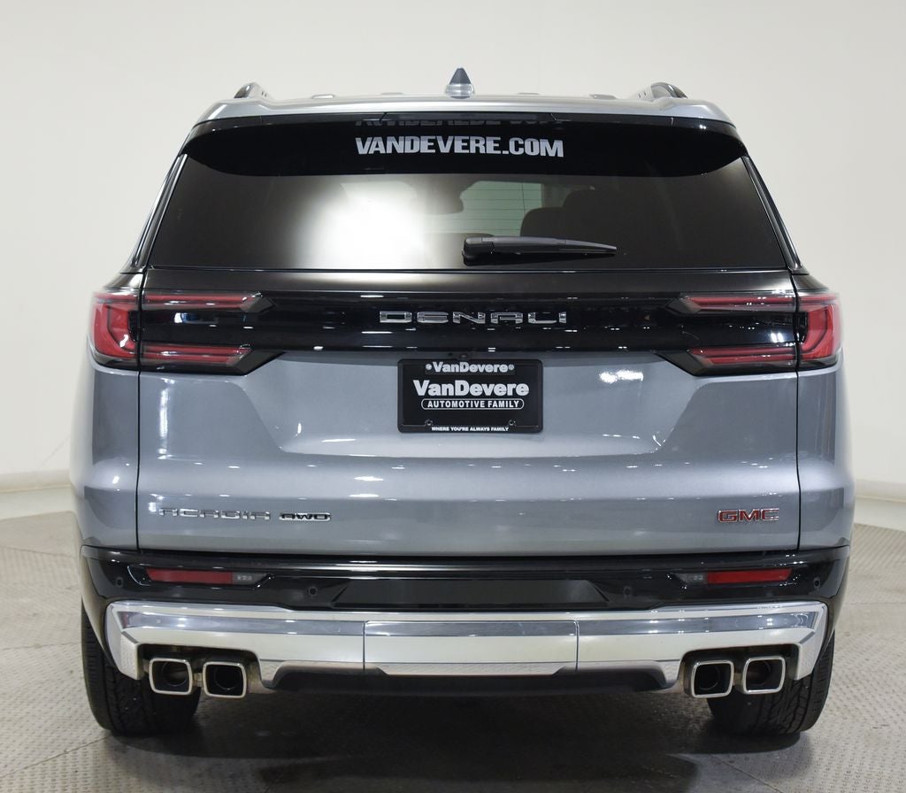2025 GMC Acadia Denali