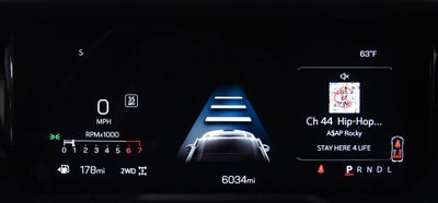 2025 GMC Acadia Denali