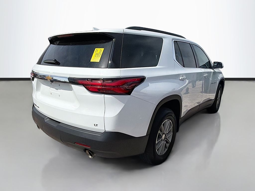 2023 Chevrolet Traverse LT Cloth w/2FL