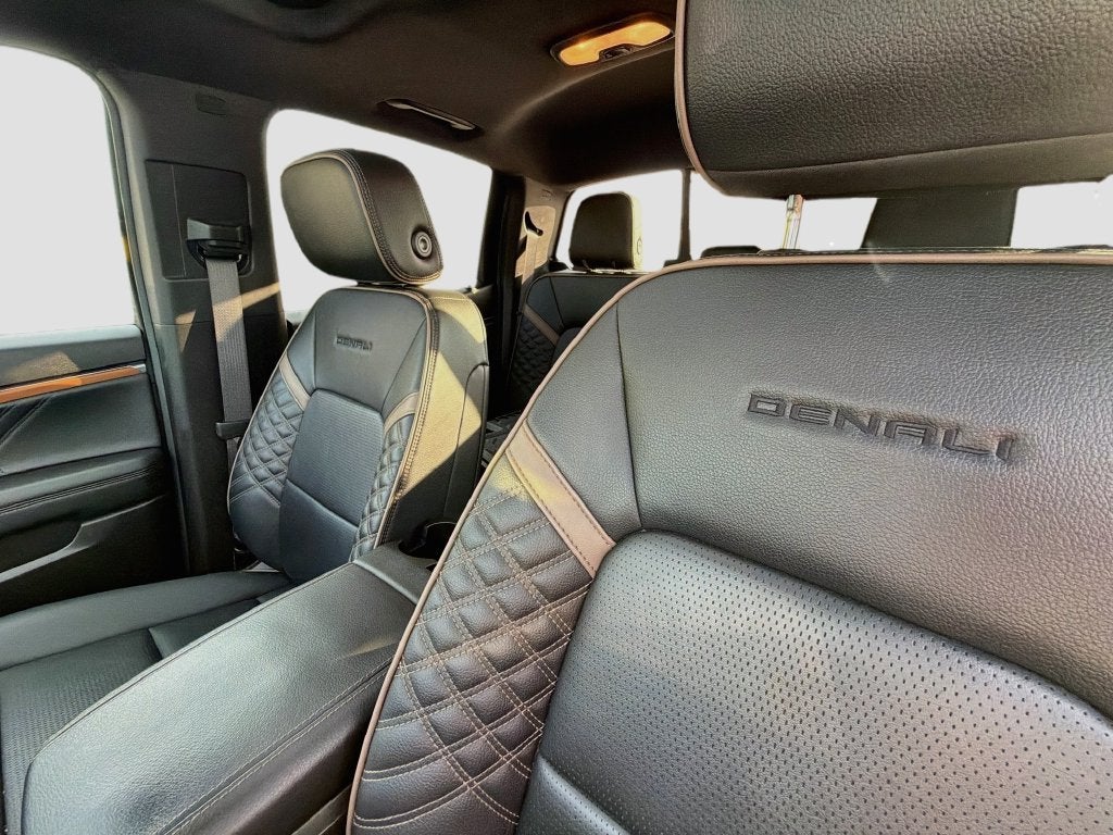 2023 GMC Canyon Denali