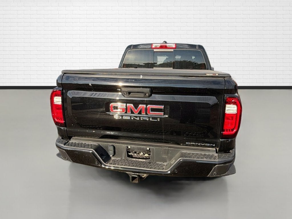 2023 GMC Canyon Denali