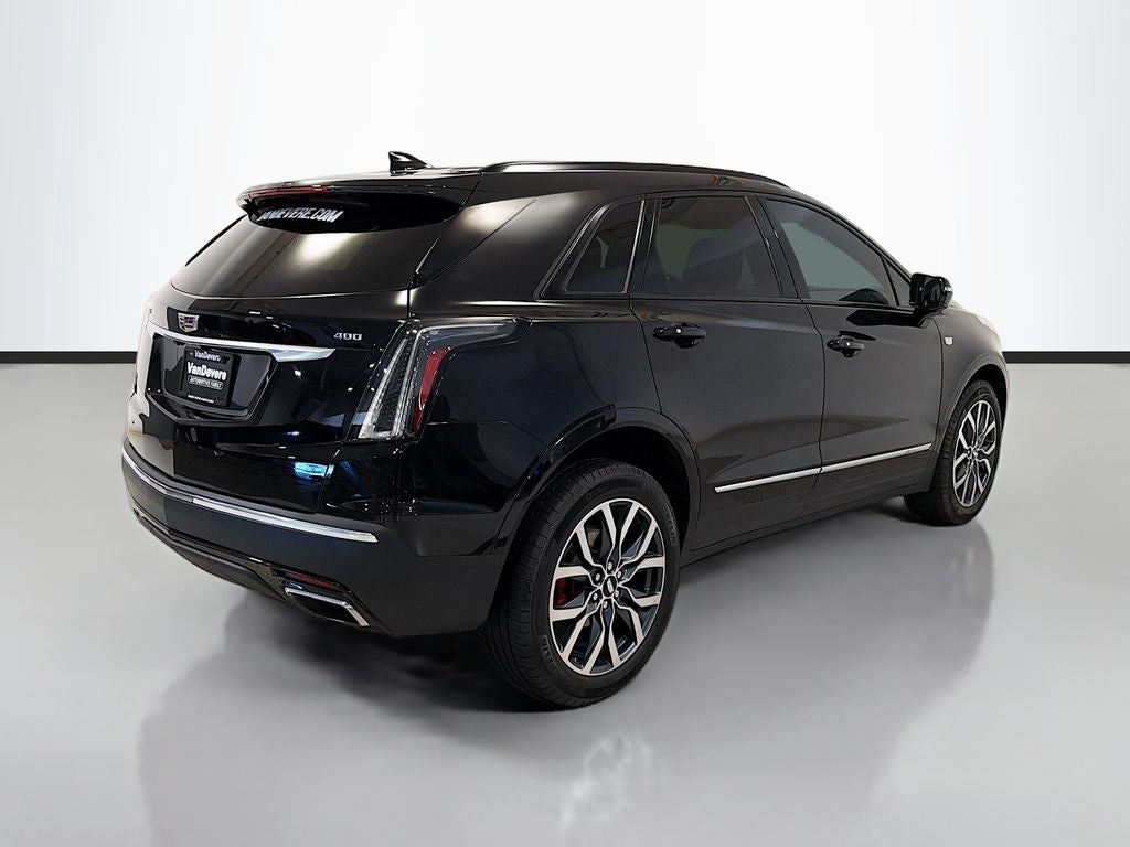2023 Cadillac XT5 Sport