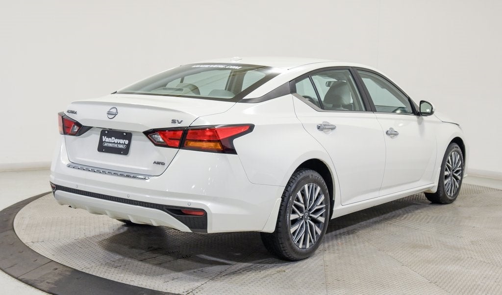 2023 Nissan Altima 2.5 SV