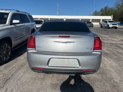 2016 Chrysler 300 S