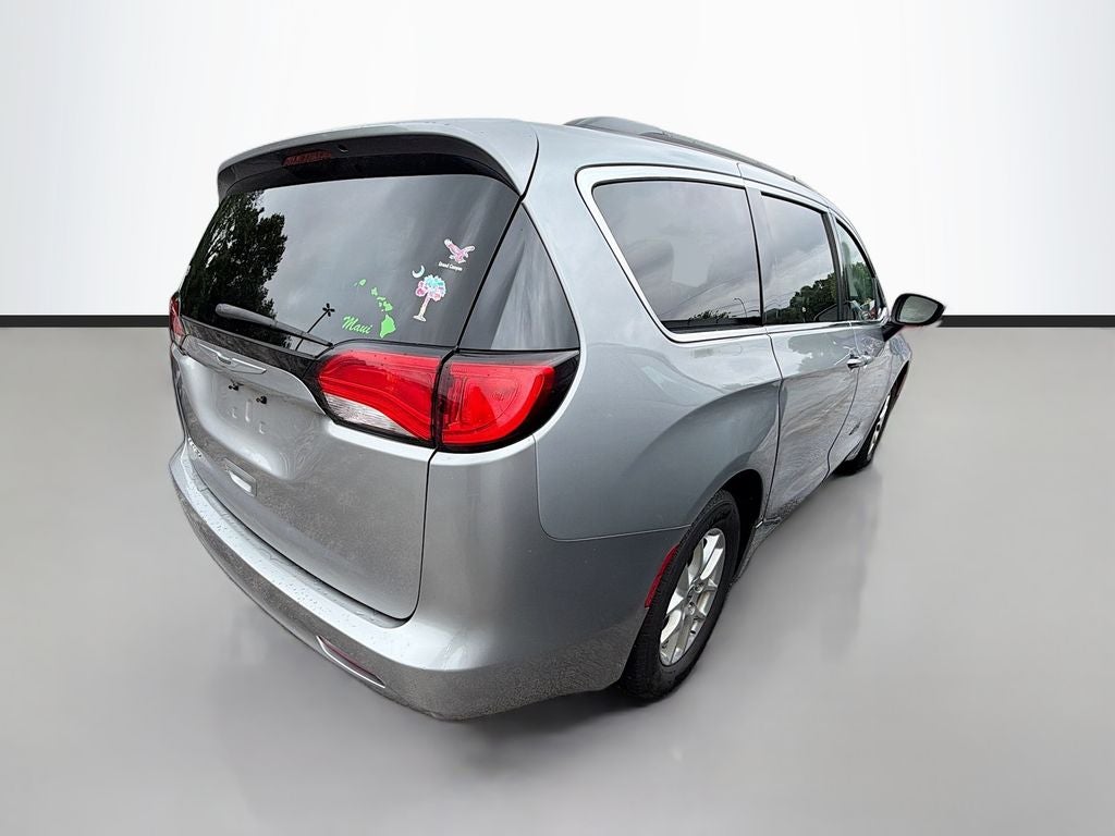 2021 Chrysler Voyager LXI