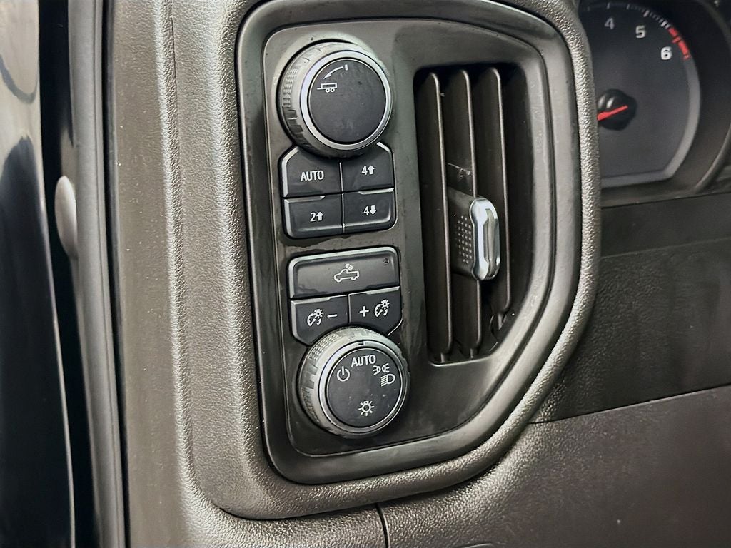 2021 Chevrolet Silverado 1500 Custom Trail Boss