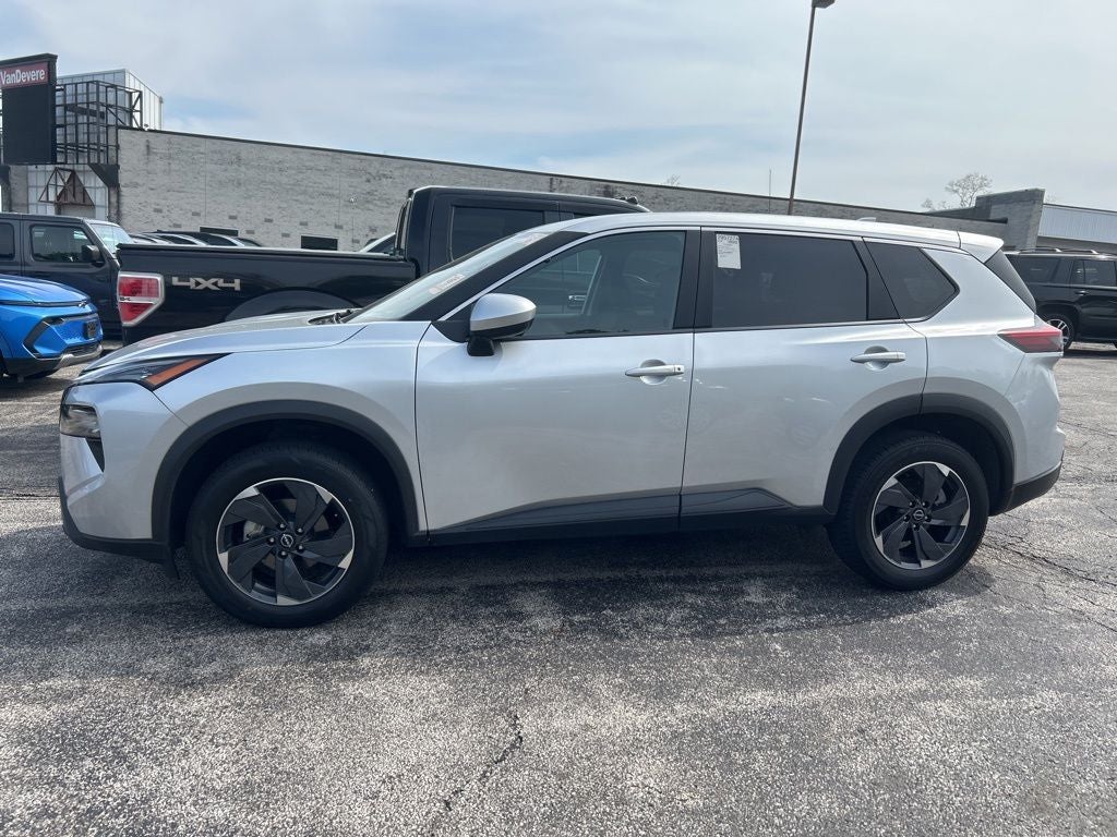 2025 Nissan Rogue SV