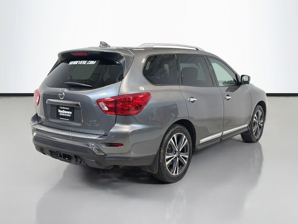 2019 Nissan Pathfinder Platinum