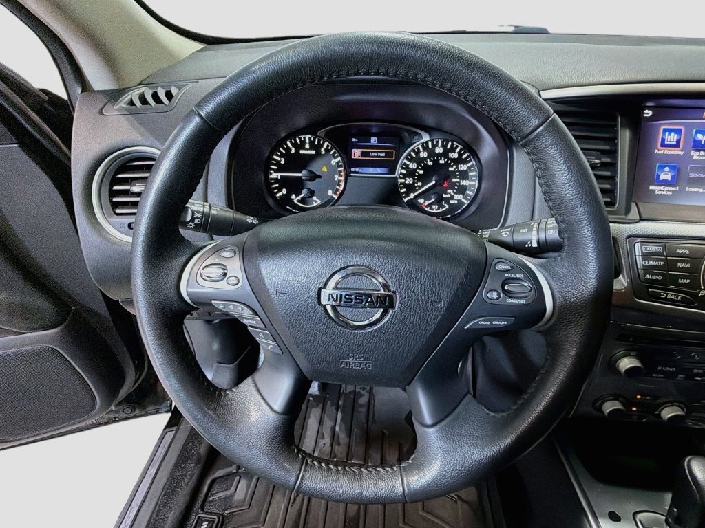 2018 Nissan Pathfinder SL