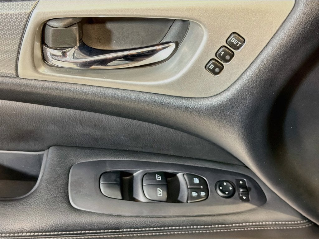 2018 Nissan Pathfinder SL