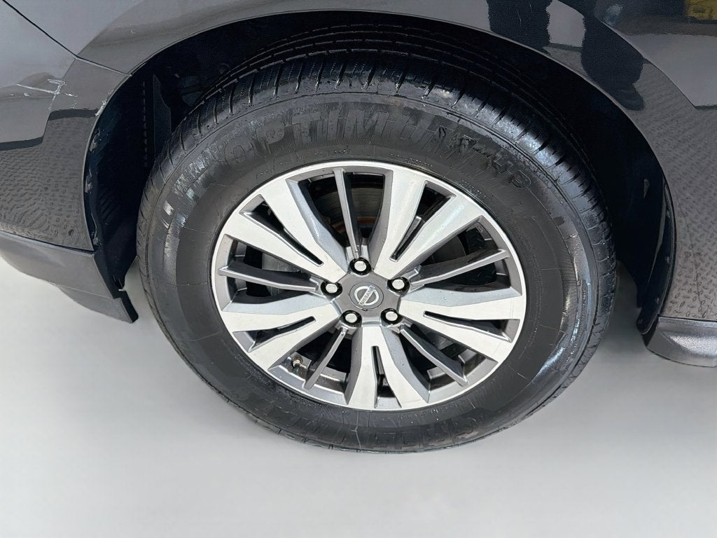 2018 Nissan Pathfinder SL