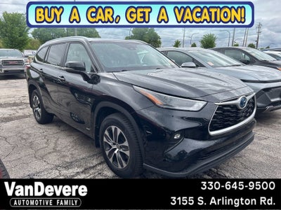 2023 Toyota Highlander Hybrid XLE