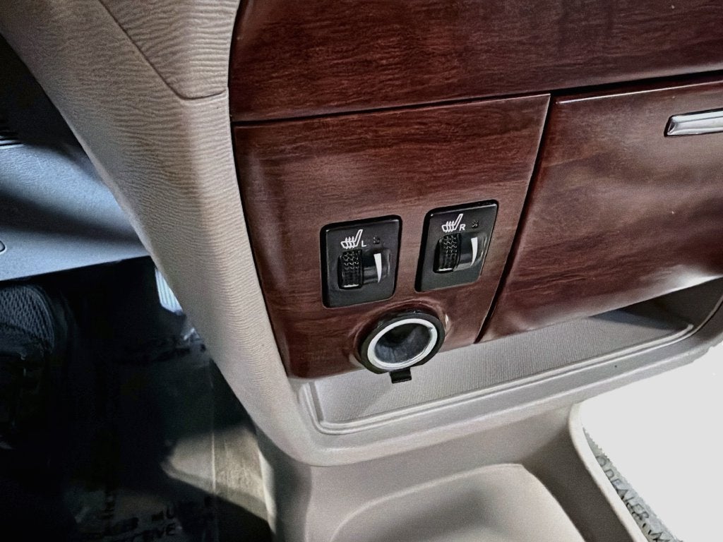 2014 Toyota Sienna XLE 8 Passenger