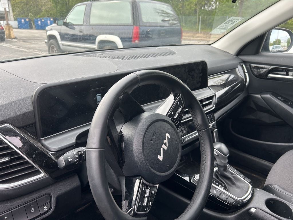 2025 Kia Seltos S