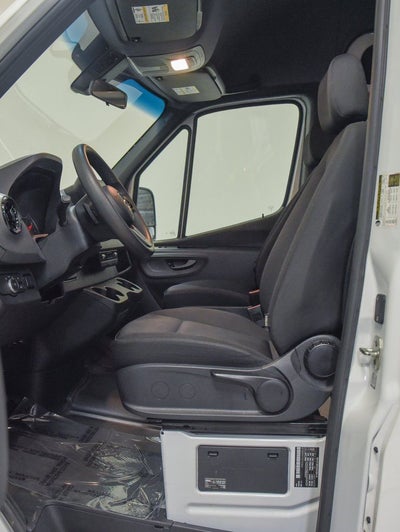 2024 Mercedes-Benz Sprinter 2500 Passenger 144 WB