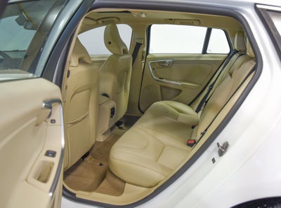 2015 Volvo V60 T5 Premier Plus