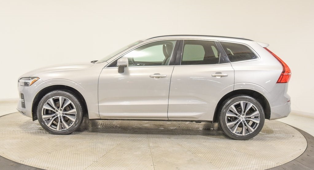 2022 Volvo XC60 B5 Momentum