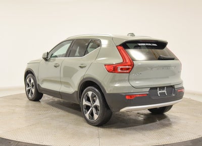 2024 Volvo XC40 B5 Plus Bright Theme