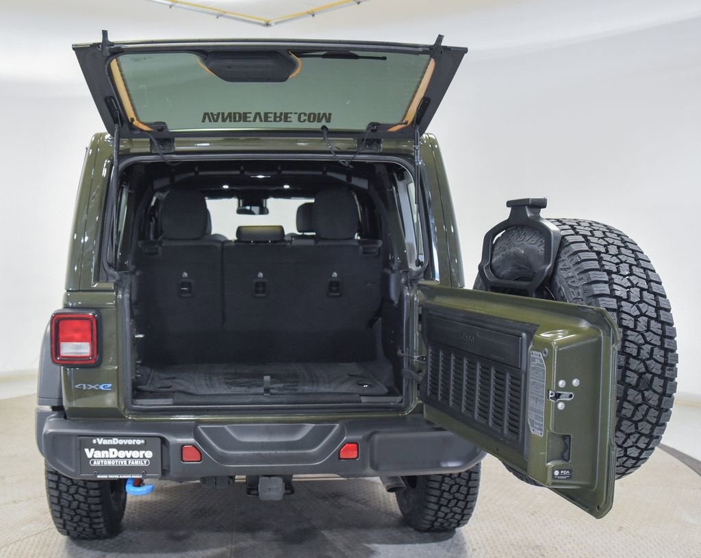 2024 Jeep Wrangler 4xe Willys