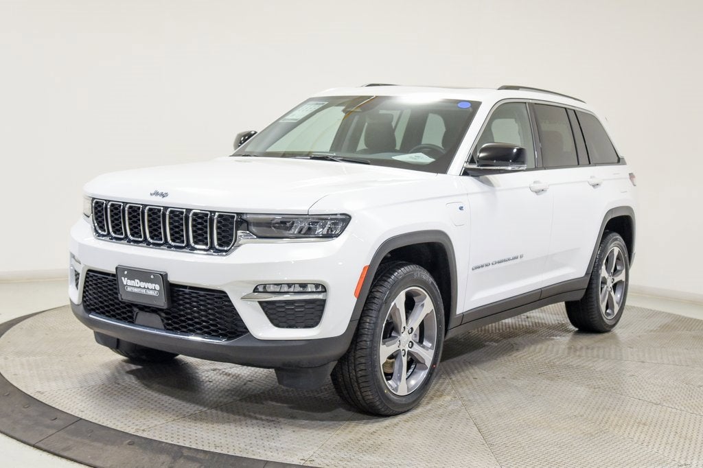 2022 Jeep Grand Cherokee 4xe BASE