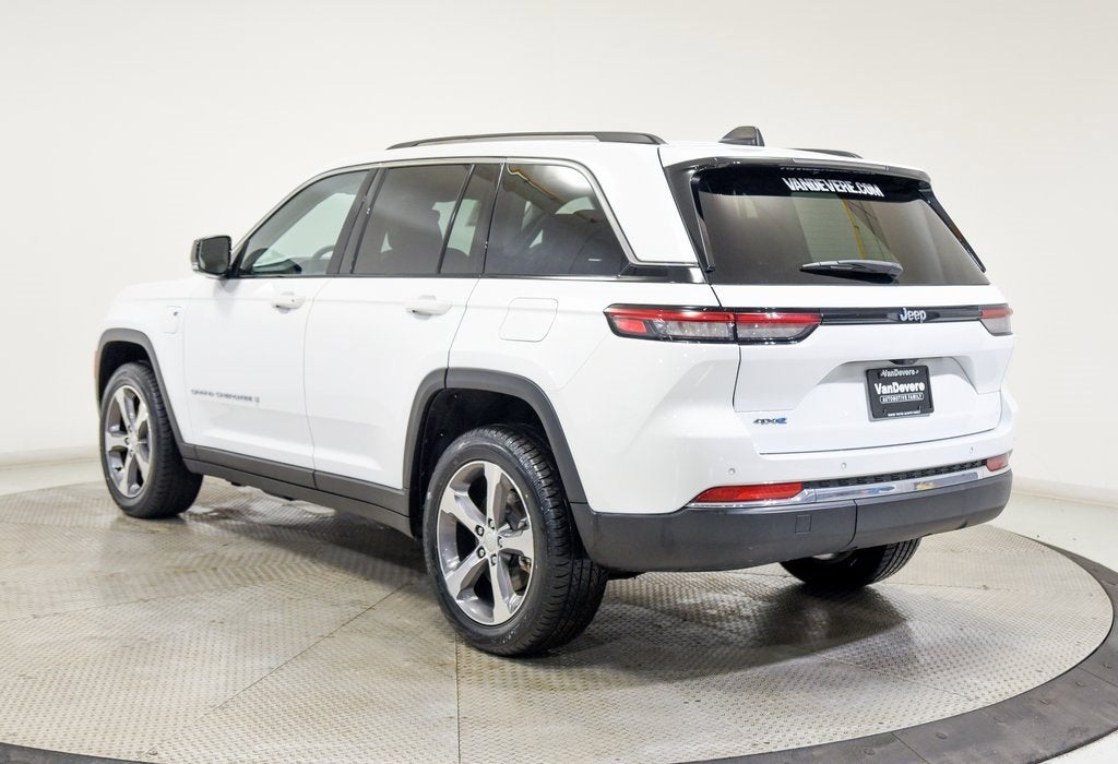 2022 Jeep Grand Cherokee 4xe BASE
