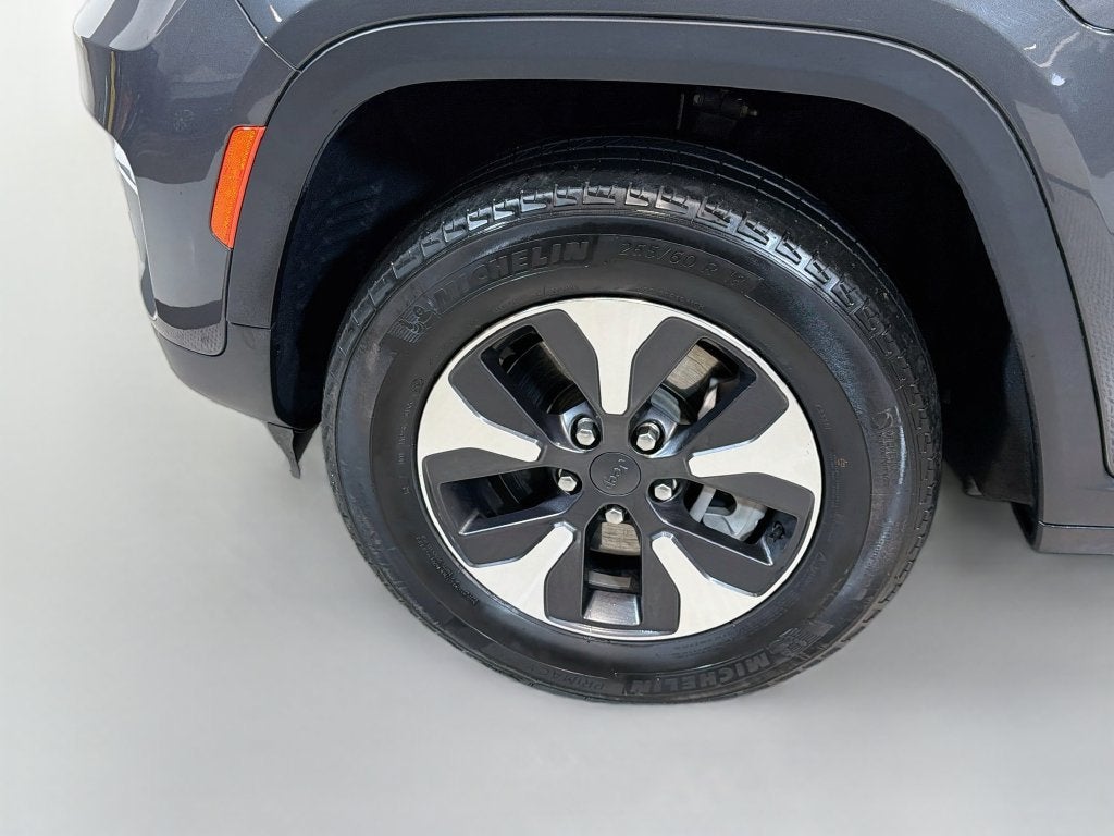 2023 Jeep Grand Cherokee 4xe BASE
