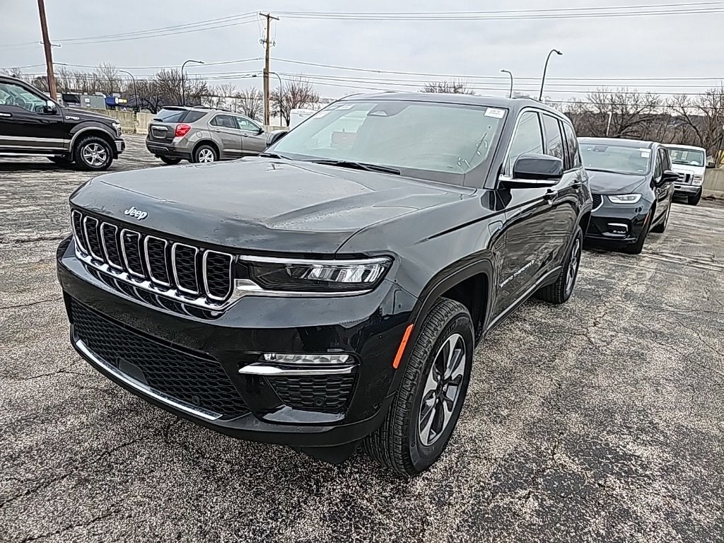 2022 Jeep Grand Cherokee 4xe BASE