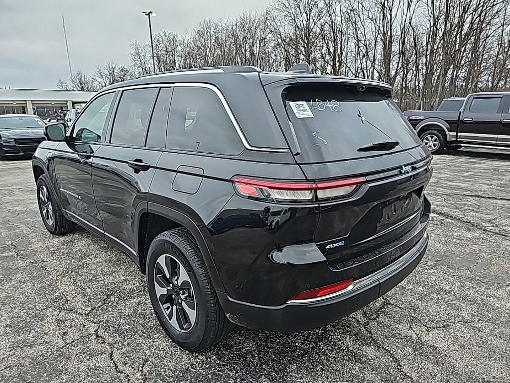 2022 Jeep Grand Cherokee 4xe BASE