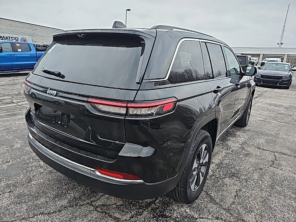 2022 Jeep Grand Cherokee 4xe BASE