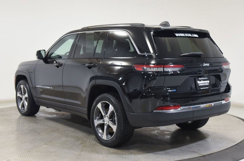 2023 Jeep Grand Cherokee 4xe BASE