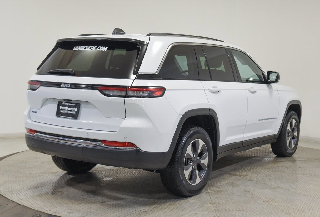2022 Jeep Grand Cherokee 4xe BASE