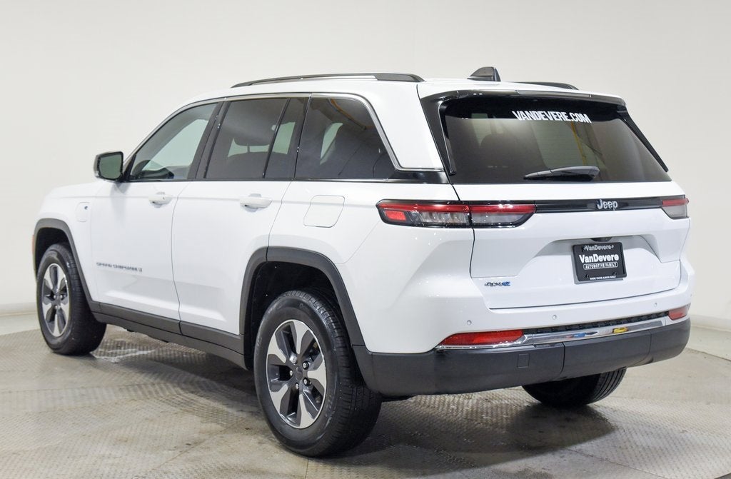 2022 Jeep Grand Cherokee 4xe BASE