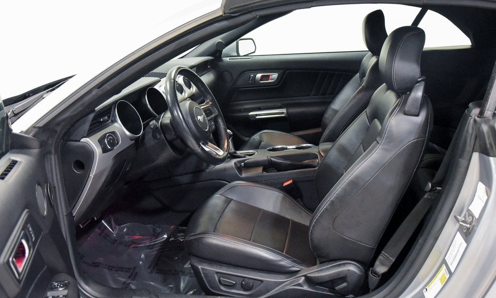 2022 Ford Mustang EcoBoost