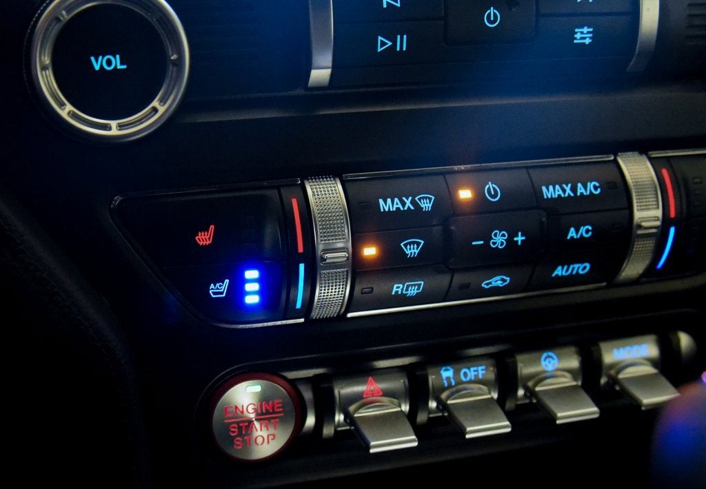 2022 Ford Mustang EcoBoost