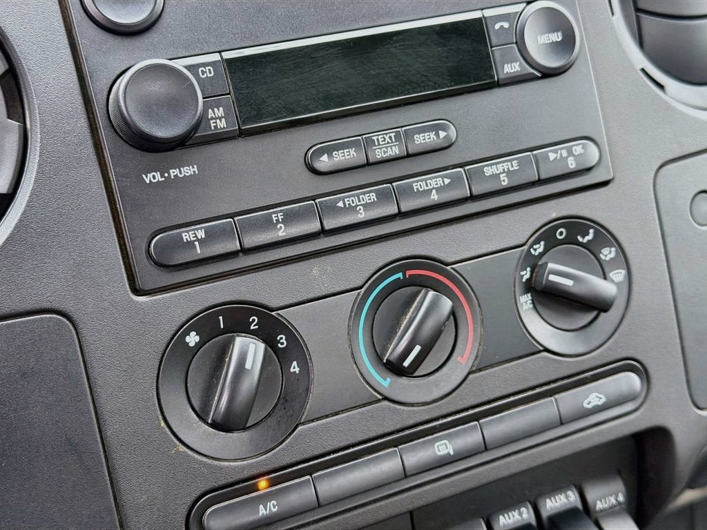 2008 Ford Super Duty F-350 DRW XL