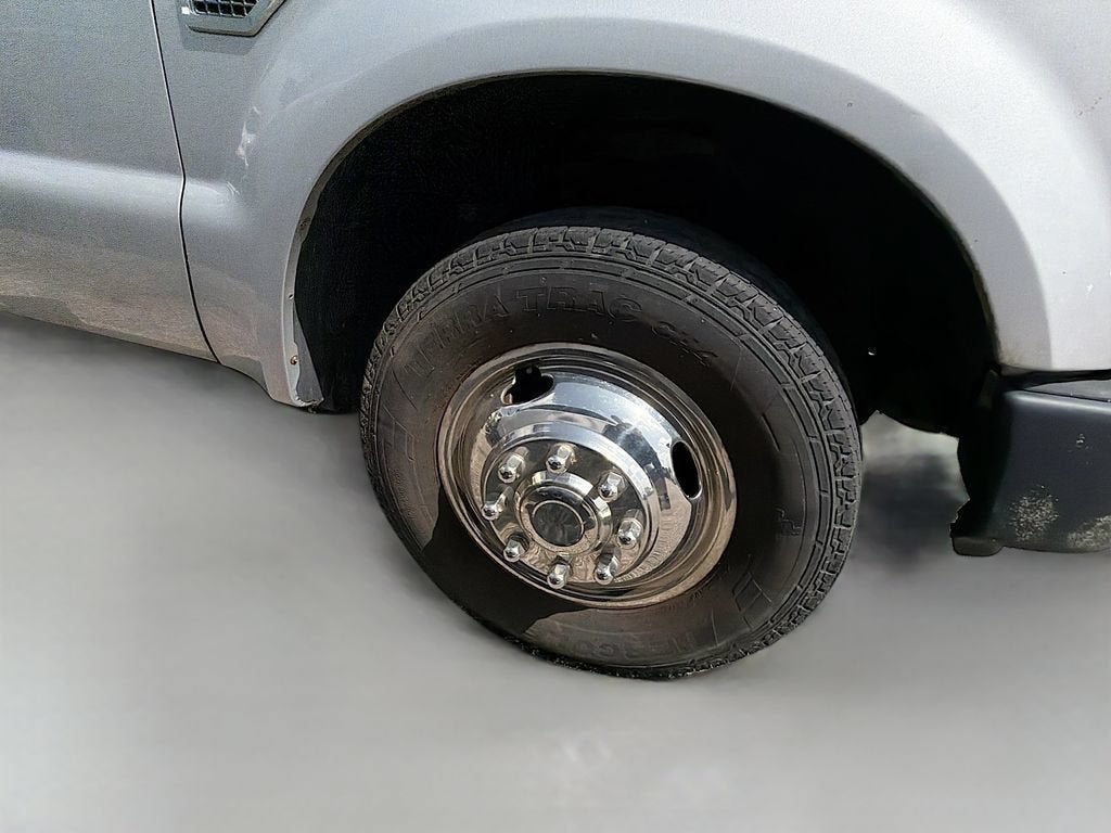 2008 Ford Super Duty F-350 DRW XL