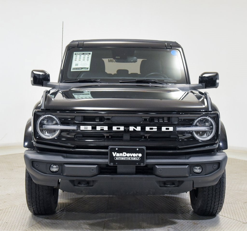 2023 Ford Bronco Base