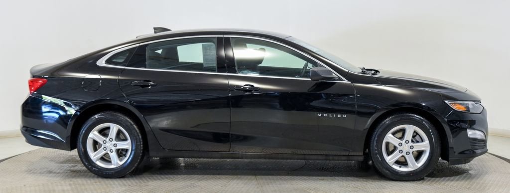 2022 Chevrolet Malibu LS