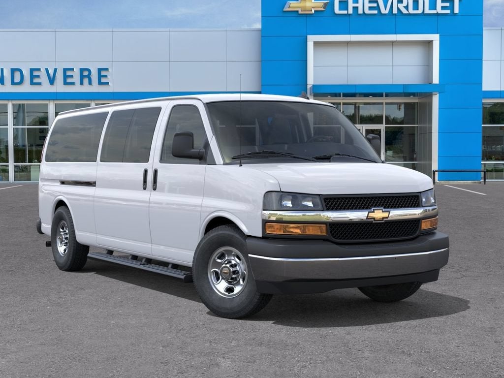 2026 Chevrolet Express Passenger 1LT
