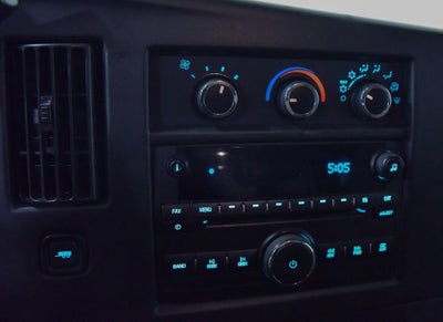 2017 Chevrolet Express Passenger 3500 LT