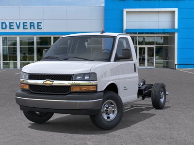 2025 Chevrolet Express Cutaway 3500 1WT