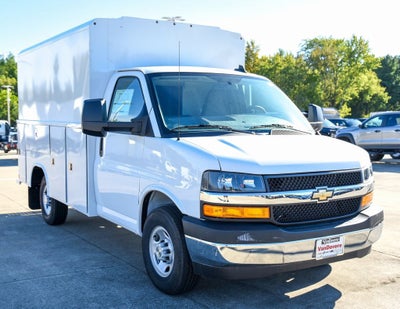 2025 Chevrolet Express Cutaway 3500 1WT